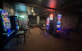 Travelodge By Wyndham Lincoln Northeast